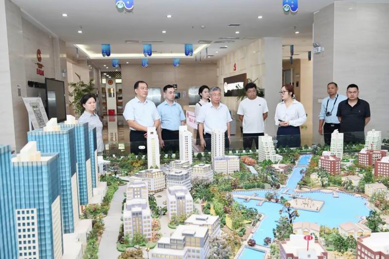 致公黨河南省委員會(huì)調(diào)研組蒞臨炎黃科技園